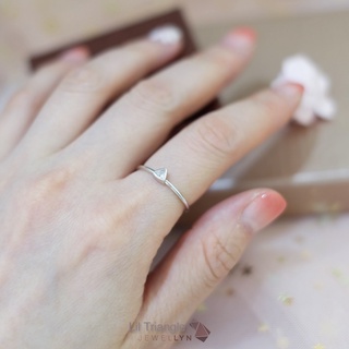 JEWELLYN Lil Triangle Ring