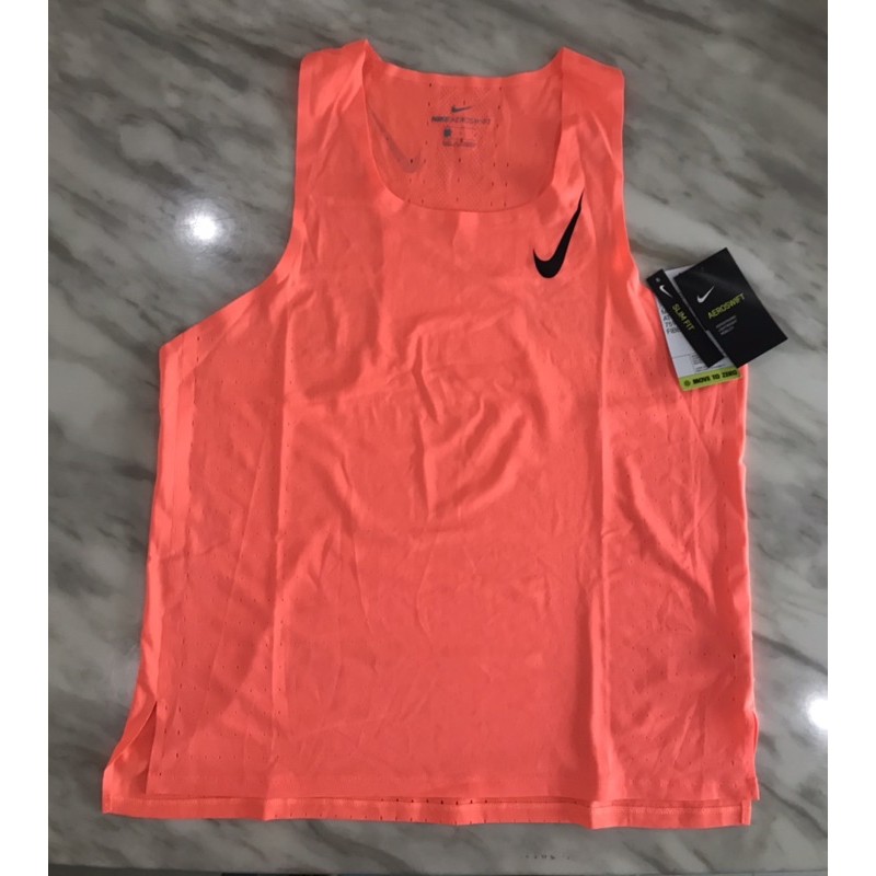 เสื้อวิ่ง Nike Aeroswift Size L (40")