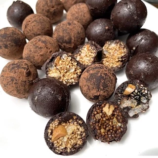 ขนมงากลมกลม ผสมช็อกโกแลต 150 กรัม (ตราไทไทแบรนด์) ช็อกโกมะ ChocGoma チョゴマ Dark Chocolate หวานน้อย ได้ประโยชน์จากงาเต็มๆ