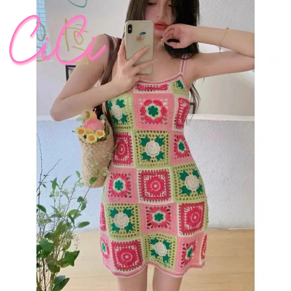 ส่งทันที Cici ❣🇹🇭🚚พร้อมส่ง❣(NO. A688)มินิเดรสสายเดี่ยวผ้าไหมพรมถัก ทอลายดอกไม้ สลับสีตารางสีสันน่ารักสไตล์เกาหลีสุด