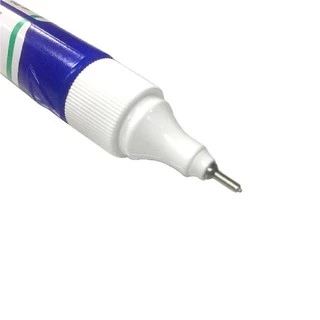 ปากกาลบคำผิด น้ำยาลบคำผิด Pentel ** ซื้อ 2 แถม 1 ในแพ็ค ** ลิควิด เพนเทล Fine Point Correction Pen [S24]