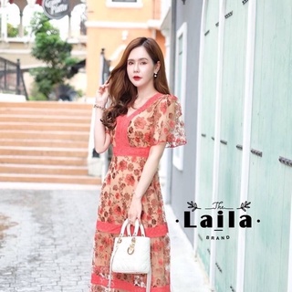 Laila brand งานปักฉลุโทนสีแดง เดรสยาวทรงคอวี ผ้าลูกไม้