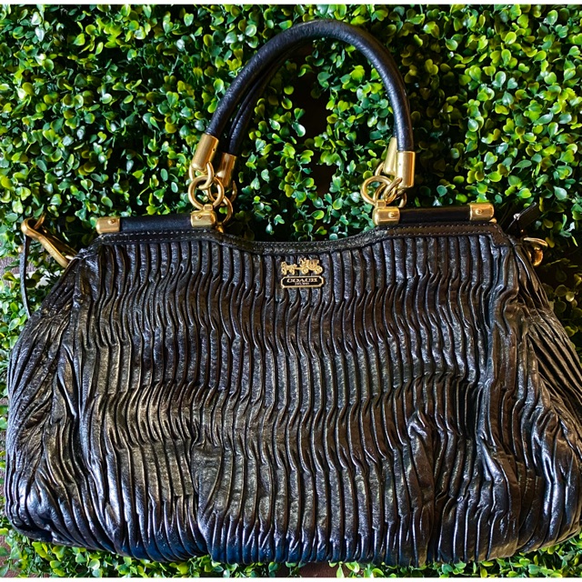 Coach สีดำ แท้ 💯💯💯💯 ขนาด 14 นิ้ว 🛍🛍 21281