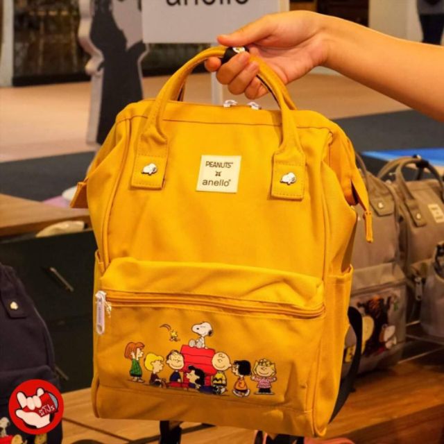 ราคาพิเศษส่งท้ายปีเก่าต้อนรับปีใหม่ Anello X Peanuts กระเป๋าเป้ Size Mini Backpack รุ่น OS-S042S