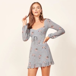 Julia dress 💐 เดรสสั้น แขนยาว ผ้าดี พริ้วๆ พิมพ์ลายดอกสีชมพู พาสเทล