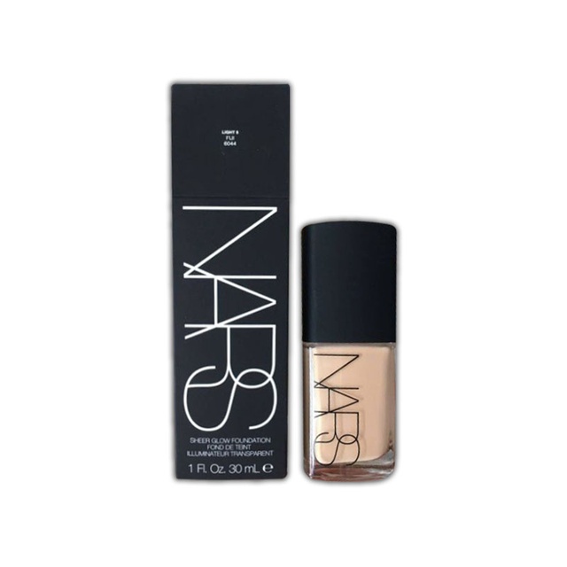 NARS Sheer Glow Foundation 30ml สี Fiji ราคา 1900