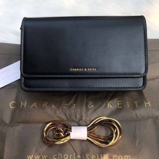 CHARLES &amp;​ KEITH