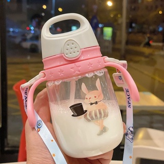 ขวดน้ำเด็ก มีสายสะพาย พร้อมที่จับ ขนาด350ml พร้อมส่ง