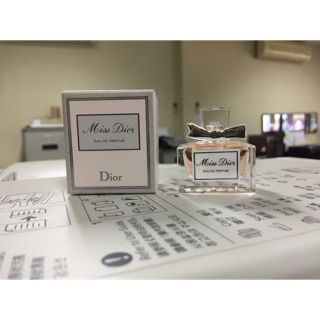 Miss dior edp ขนาด 5 ml