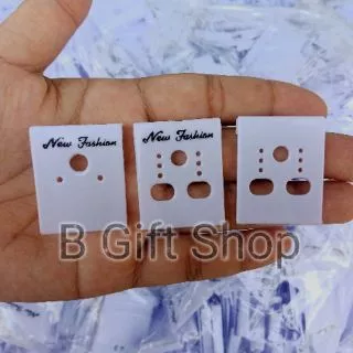 แผ่นโชว์ต่างหู **พร้อมส่ง 100ชิ้น