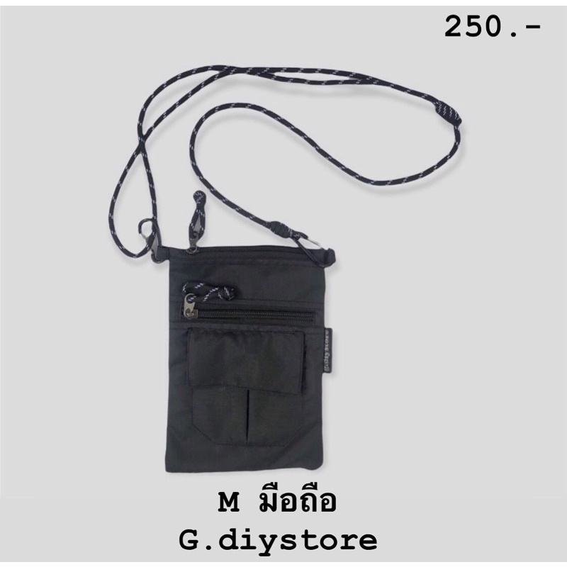 พร้อมส่ง Sacoche Bag (รุ่น ใส่มือถือ M ) กระเป๋าผ้าไนลอน กันน้ำ ทรงสวย