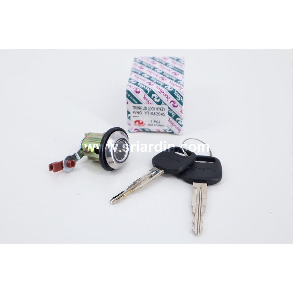 Toyota Corolla EE90 / AE92 4 ประตู 88-92 ล็อคฝากระโปรงหลังพร้อมกุญแจ OE Part Number : 69005-12740