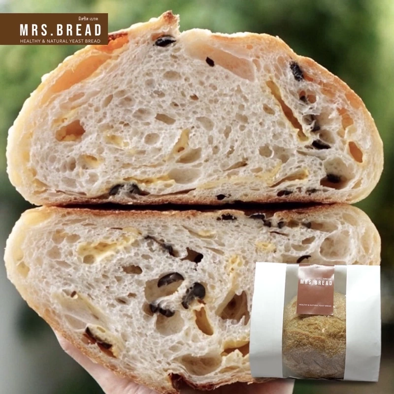 Olive and Cheddar Sourdough Bread