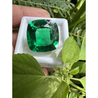 Synthetic Emerald cushion 16x16  10cts. มรกต สีเขียวนาโนสังเคราะห์   ขนาด  16X16 มม