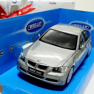 โมเดลรถบีเอ็มดับเบิ้ลยู BMW 330i Scale:1:24  โมเดลรถเหล็ก รถโมเดล งานลิขสิทธิ์แท้ จาก Welly  -  สีเทาสุดเท่ หรูให้สะสม