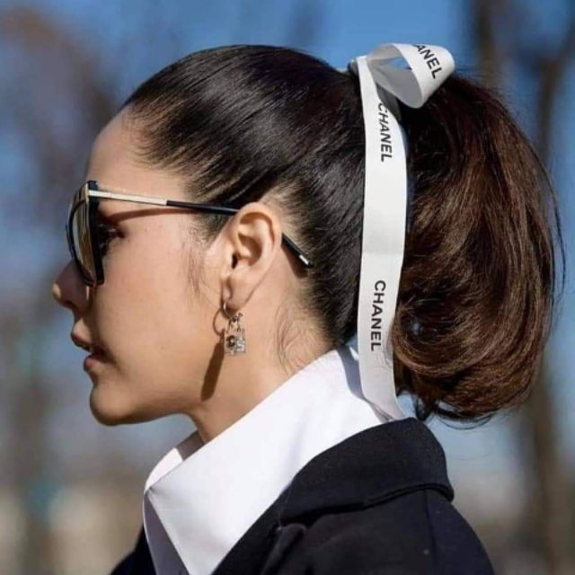 ลิปบิ้นผ้าCHANEL  ขาว/ดำ