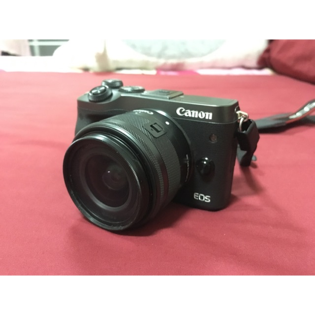 กล้อง Canon EOS M6 ของเเท้💯 มือสอง✌🏻พร้อมเลนส์ kit 15-45mm+กล่อง+เมม32GB สภาพ97%