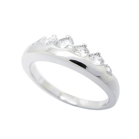 แหวนสำหรับผู้หญิง แหวนหญิง แหวนมงกุฏ ประดับเพชร ชุบทองคำขาว