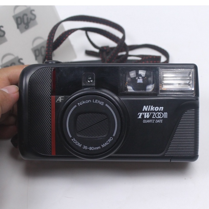 กล้อง ฟิล์ม Nikon TW Zoom Quartz Date Point &amp; Shoot 35mm Compact Film Camera มือสอง 22622