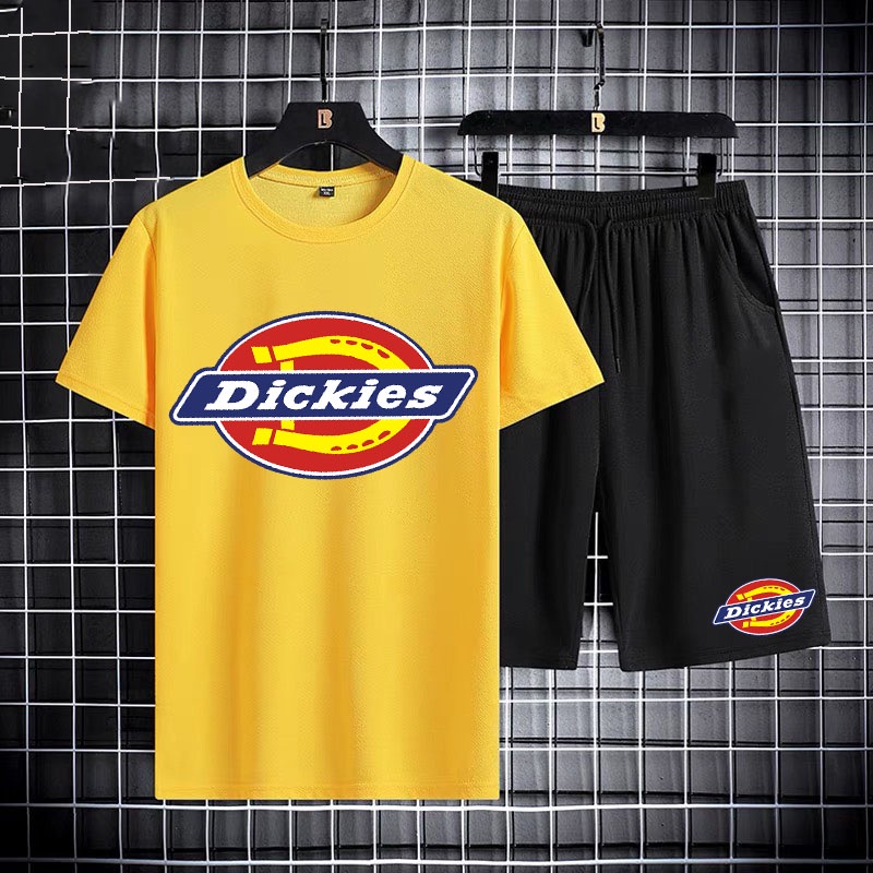 ชุดเซ็ทแฟชั่นเสื้อยืดแขนสั้นสกรีนลาย+กางเกงขาสั้นกางเกงขาสั้นลำลอง กางเกงกีฬา ใส่ได้ทั้งหญิงและชายT1