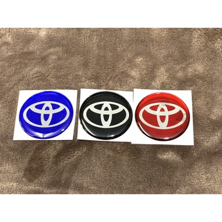 TOYOTA สติ๊กเกอร์ เรซิน กลม นูน sticker ล้อรถ โตโยต้า Resins logo โลโก้ REVO VIGO FORTUNER ALTIS (พื้นสีเงินไม่กากเพชร)