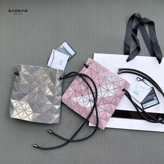 BaoBao Issey Miyake Drawstring Bag กระเป๋าสะพายข้าง กระเป๋าสะพายข้าง