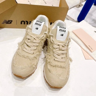 สีใหม่ 🤎 MUI MUI X NB SEEAKERS รองเท้าผ้าใบ สีครีมเบสพื้นน้ำตาล คอลแลป