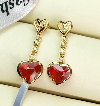 TANITTgems ต่างหูทองประดับพลอยทับทิมแท้รูปหัวใจสีแดง