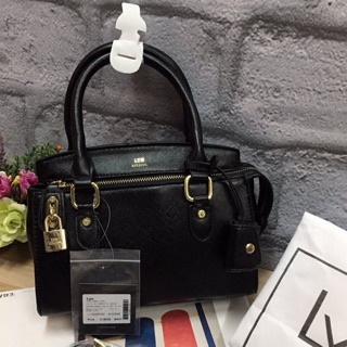 LYN IVANKA MINI BAG Size: 8.5x23x18cm