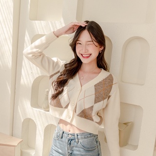 Maltish V-Neck Cardigan เสื้อคาร์ดิแกนผ้าไหมพรม Miladi