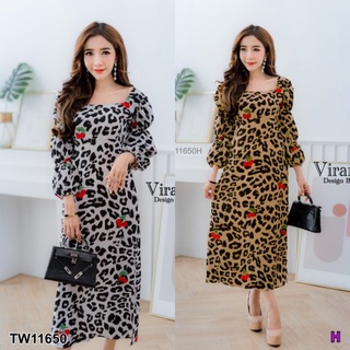 B11650 เดรสยาวปาดไหล่ลายเสือเชอรี่ Long sleeve off the shoulder cherry print dress