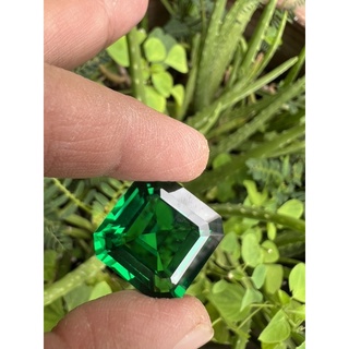 พลอยนาโนมรกตสี่เหลี่ยมตัดมุม 15x18 มิล 20 กะรัต | Nano Emerald Octagon shape 15x18 MM 20 cts - S