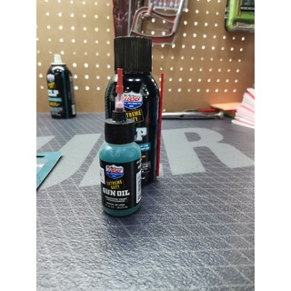 [Lucas Oil]Gun Oil 1oz น้ำมันสำหรับหยดบริเวณจุดเคลื่อนไหว รางสไลด์ ชุดไก หล่อลื่น ทนร้อนและการเสียดสี มีหัวเข็มหยดใช้งาน