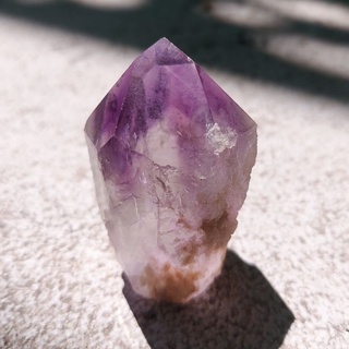 ผลึกอเมทิสต์​ธรรมชาติ (มีชั้นแฟนทั่ม) Amethyst Point