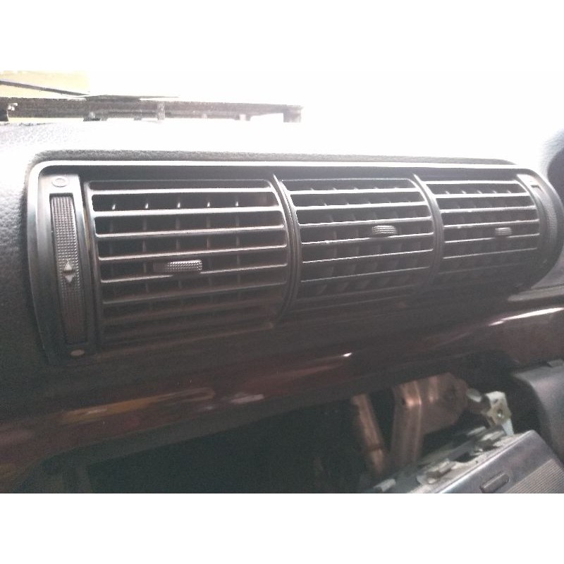 Audi A4 B5 2.6 แดชบอร์ดกลางกระจังหน้า AC