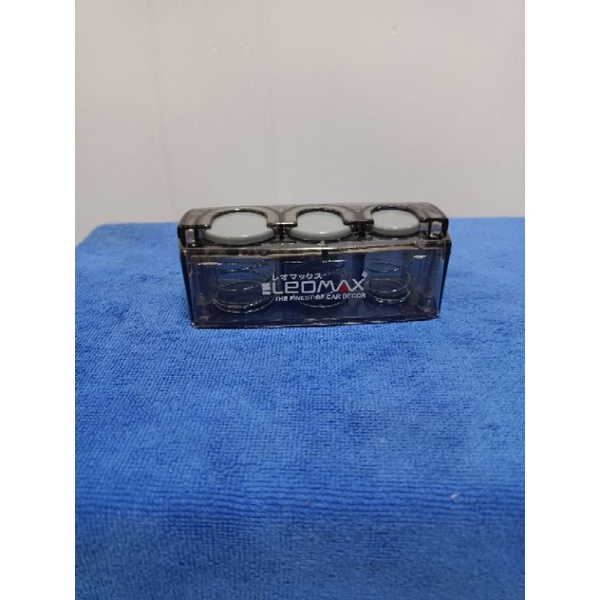 ที่ใส่เหรียญในรถยนต์ กล่องใส่เหรียญในรถยนต์ LEO MAX สีดำใส - รูปที่ 5