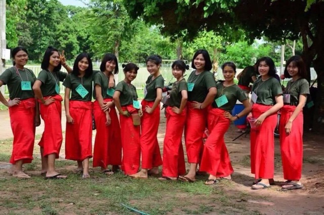 กางเกงขาก๊วย ขายาวสีสวยๆ - รูปที่ 3