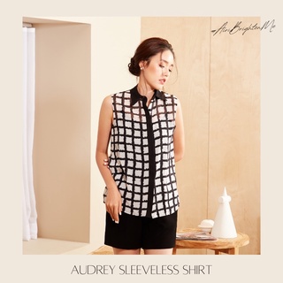 AIRI -  AUDREY SLEEVELESS SHIRT เสื้อแขนกุด (BLACK/WHITE)