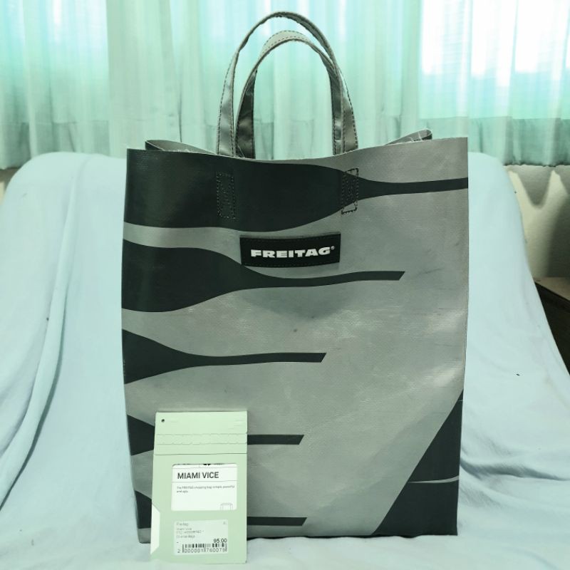 [Very Like New!] ลด 200.- แท้100% จากสวิส FREITAG Miami Vice F52 The Shopping Bag