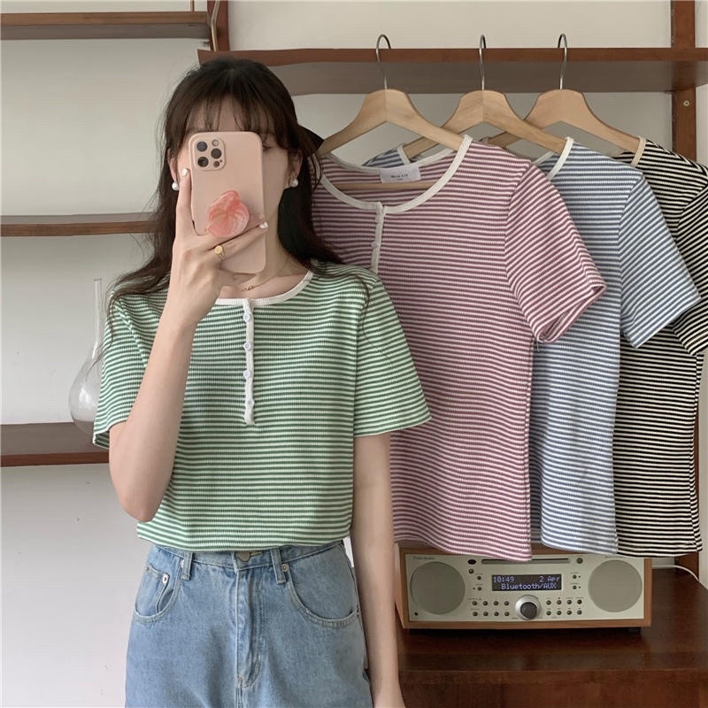 Somedays_closet l พร้อมส่ง Lala shirts เสื้อแขนสั้นงานไหมพรมเส้นเล็กลายทางสไตล์เกาหลี ผ้านิ่มใส่สบายมากกก