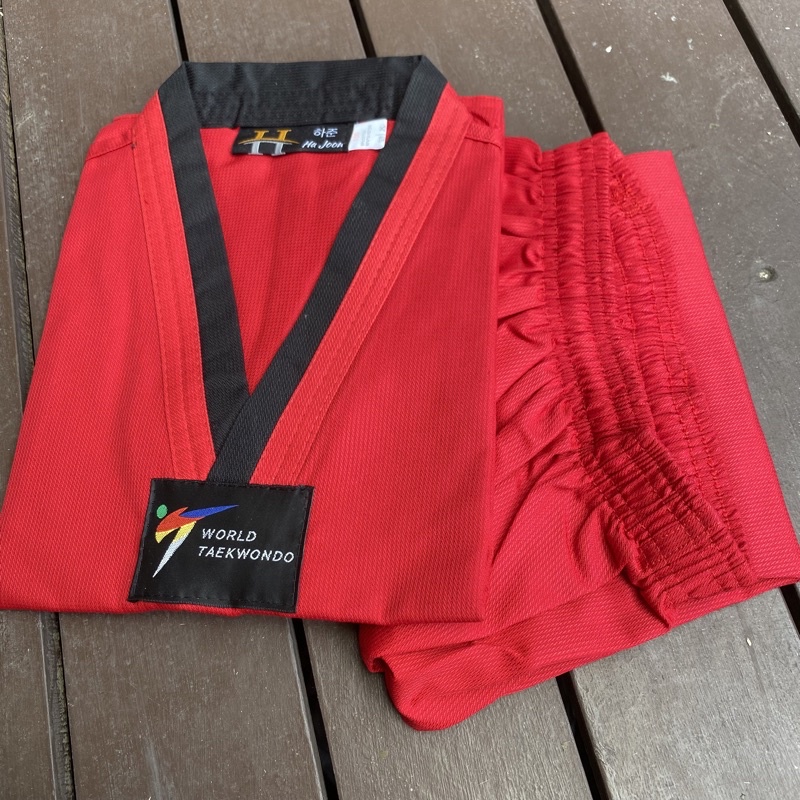A6# ไซส์100-180 ชุดเทควันโด้สีแดง ชุดเทควันโด ชุดเทควันโด้เด็ก ชุดเทควันโด้ผู้ใหญ่ ชุดสีเทควันโด แดง ชุดเทควันโดสีแดง - รูปที่ 2