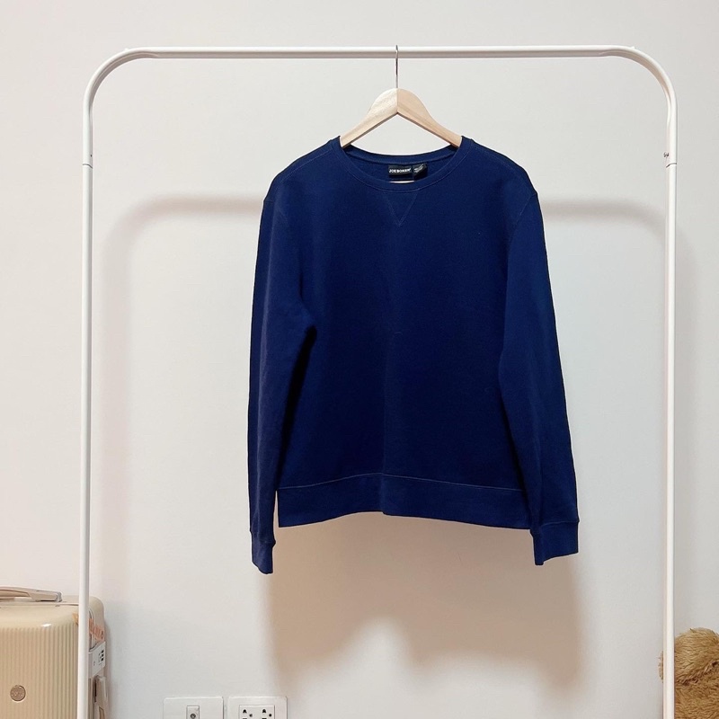 สเวตเตอร์สีกรม ป้าย Joe Boxer