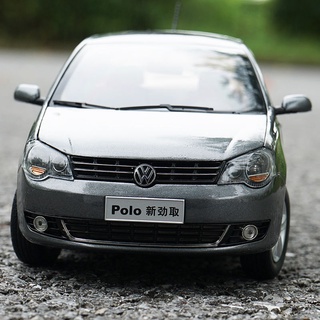 โมเดลรถยนต์อัลลอยด์ Shanghai Volkswagen New Polo 3 1:18 ของเล่นสําหรับเด็ก