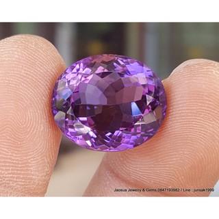 พลอย อเมทิส { Amethyst } 17.18 ct. พลอยดิบธรรมชาติ ***#อัญมณีประจำราศีกุมภ์ -ขนาด 13.9 x 16.5 x 11.5 mm.  พลอยแท้100%