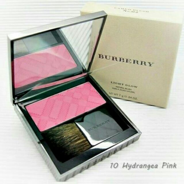 BURBERRY Light Glow Natural Blush 