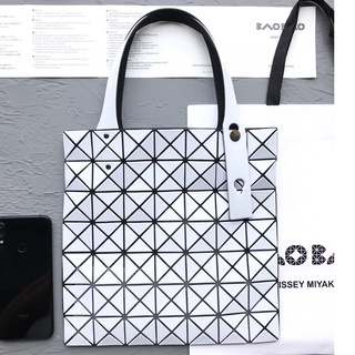 Issey Miyake 7x7 กระเป๋าสะพายข้าง กระเป๋าถือ BaoBao