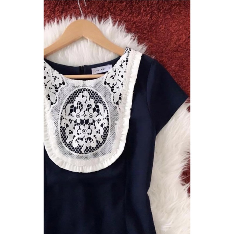 ชุดให้นมBreastfeeding by Lullaby เดรสสีน้ำเงินปกลูกไม้สีขาว ผ้า ไซร์ s อก 34-30-39 สภาพดีใช้งานปรกติ