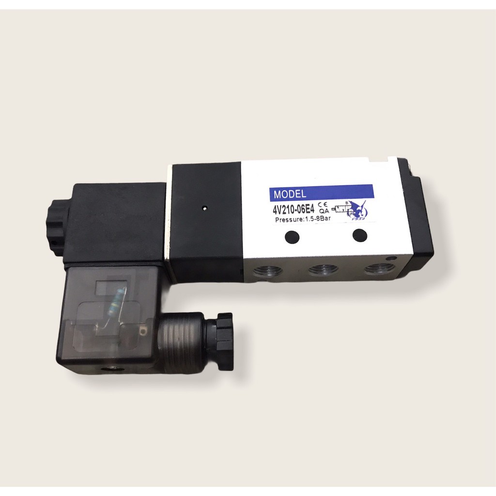 [กรอกโค้ด SMAJUNE06 รับส่วนลด 40%] โซลินอยล์วาล์วลม 4V210-06 AC220V