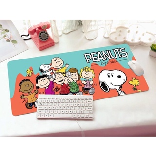 SNOOPY OR แผ่นรอง คีย์บอร์ด รองคีย์บอร์ด keyboard ลาย  SNOOPY สนูปปี้ งานสวยดี ขนาด 30 x 70 cm แผ่นหนานุ่ม  MANOPNEST