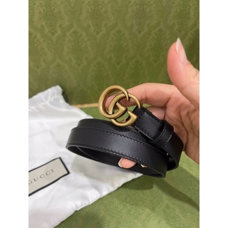 🦋สินค้าพร้อมส่ง🦋  New🤍Gucci GG belt with Leather 2 cm.   Size  85 cm. สวย เรียบ หรู ราคาดีมากก